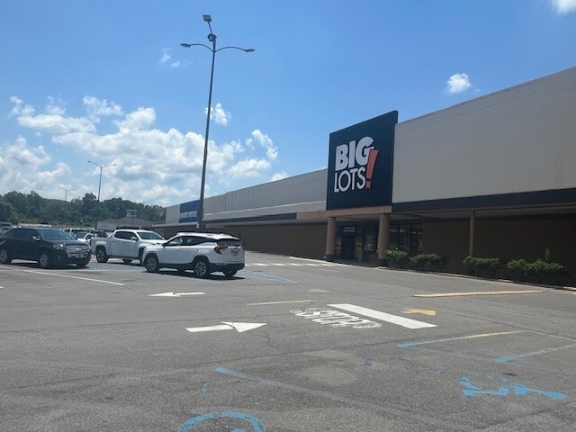 3225 Rainbow Dr, Rainbow City, AL for lease - Building Photo - Image 3 of 8