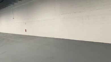 10049 NW 89th Ave, Medley, FL for lease - Commercial Listing Video 