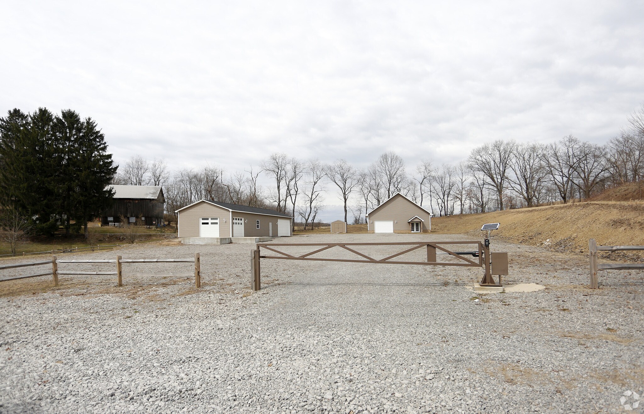 811 Chicora Rd, Chicora, PA for sale Primary Photo- Image 1 of 1