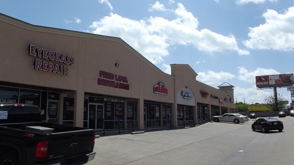 2901 Alta Mere Dr, Fort Worth, TX for lease - Building Photo - Image 3 of 5