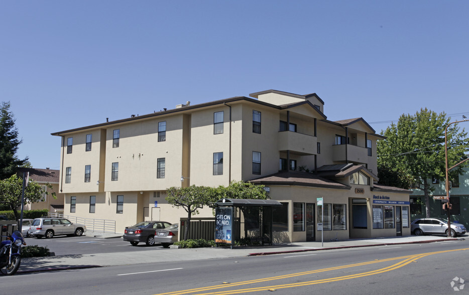 2500 Martin Luther King Jr Way, Berkeley, CA for lease - Primary Photo - Image 1 of 6