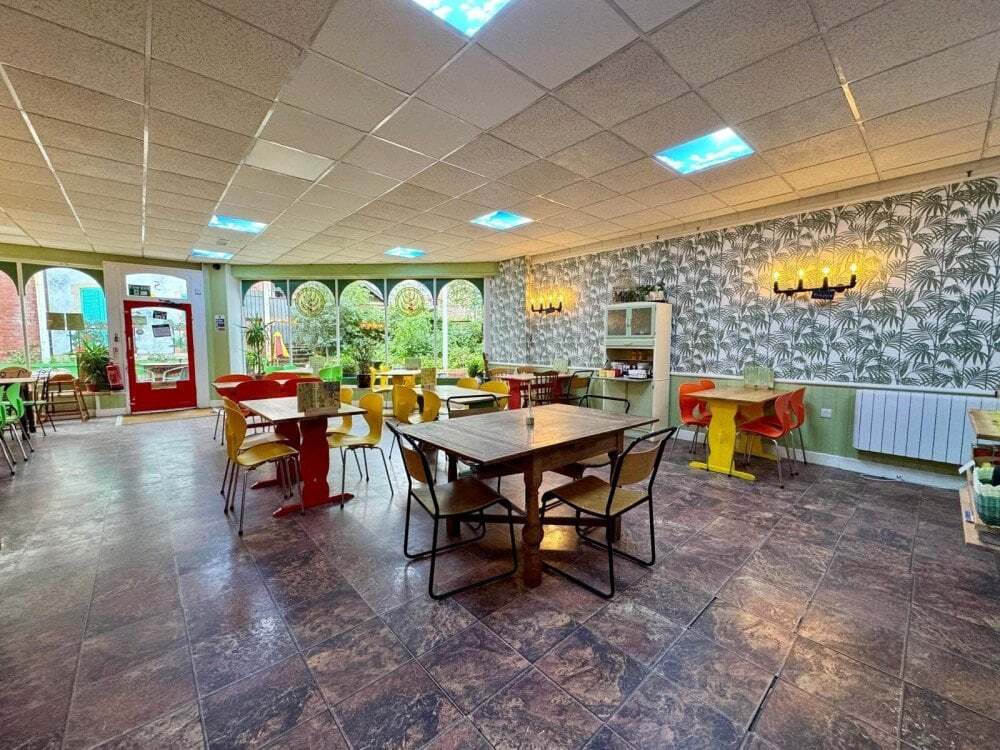 Station Crescent, Llandrindod Wells for lease Interior Photo- Image 1 of 10