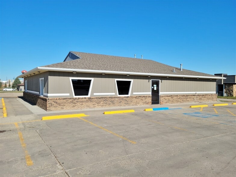 105 SE 2 Hwy, Rugby, ND for sale - Building Photo - Image 1 of 14