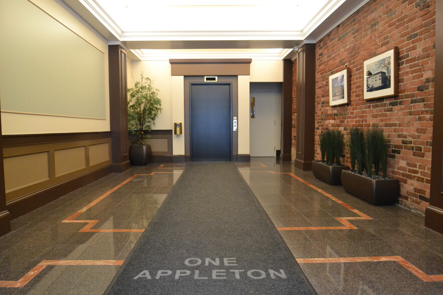 1-3 Appleton St, Boston, MA for lease - Lobby - Image 2 of 4