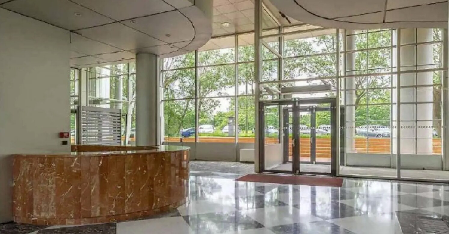 11 Rue Du Rempart, Noisy-le-Grand for lease Interior Photo- Image 1 of 13