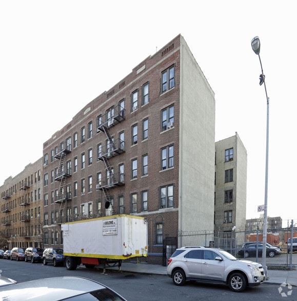 1121 Elder Ave, Bronx, NY for sale - Building Photo - Image 3 of 4