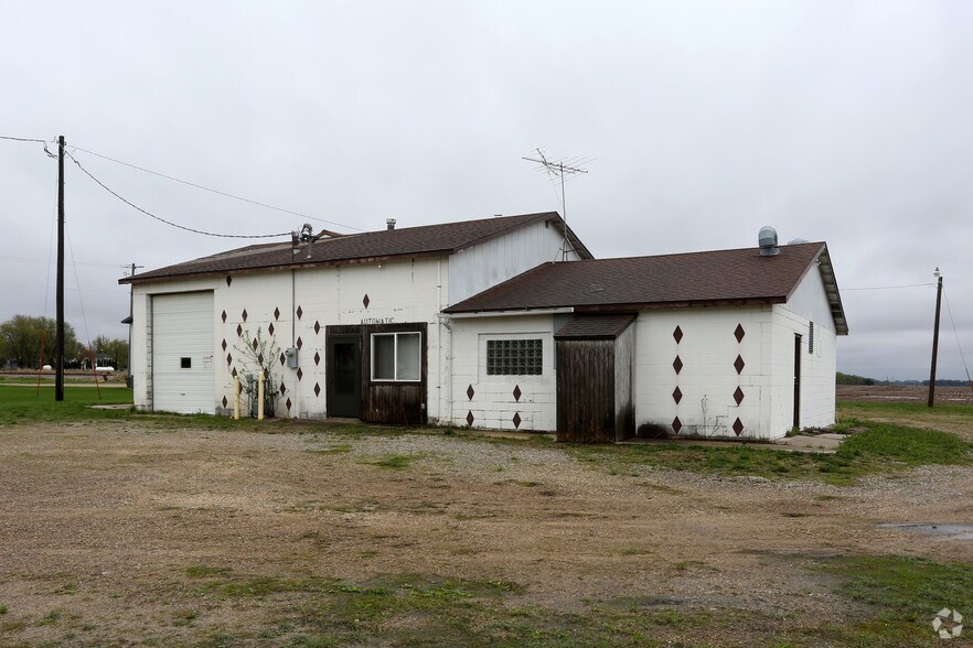 197 W South St, Manly, IA 50456