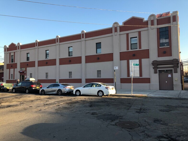 132 th Ave Richmond Hill Ny Industrial For Lease Loopnet Com