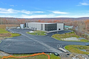 1 Distribution Dr, Bloomingburg NY - Warehouse