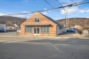 67 Park Ave, Wind Gap PA - Retail Space