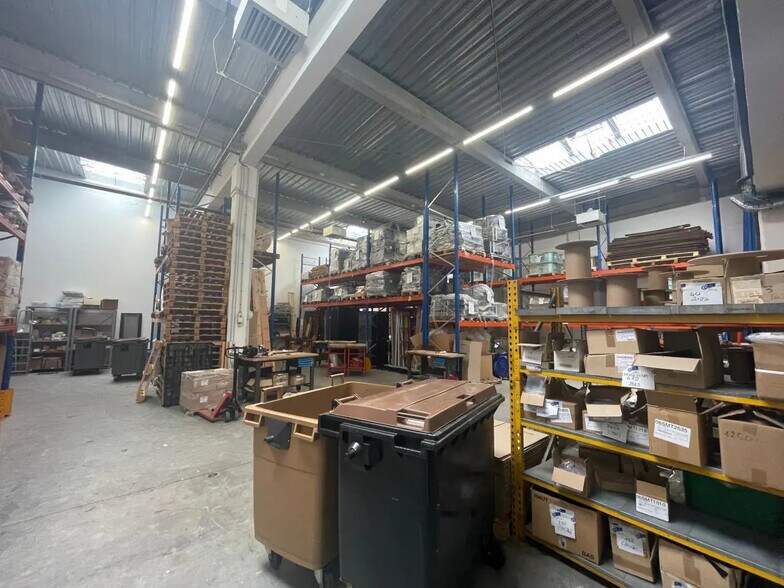 Flex in Lisses for sale - Building Photo - Image 2 of 8