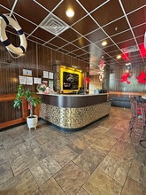 32821 Grand River Ave, Farmington Hills, MI for lease Interior Photo- Image 1 of 9