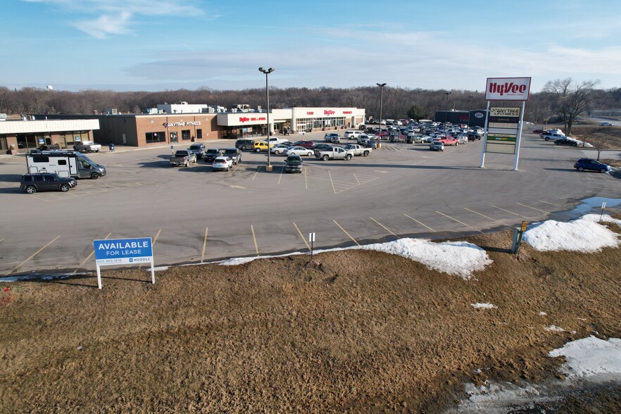 1500 Highway 169 N, Algona, IA for lease - Building Photo - Image 2 of 3