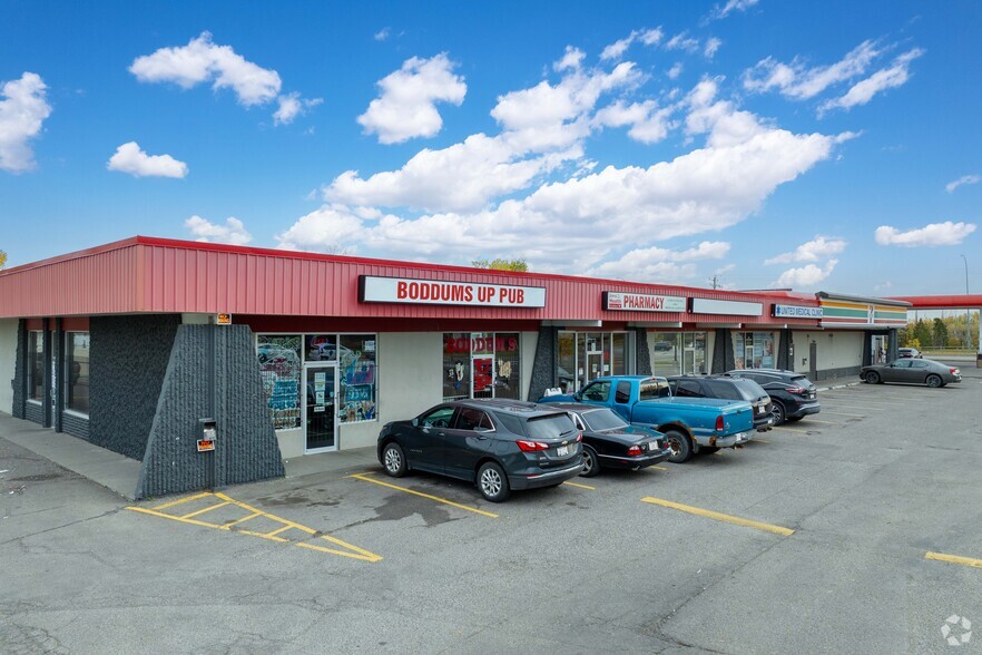 1704 61st St SE, Calgary, AB for lease - Primary Photo - Image 1 of 1