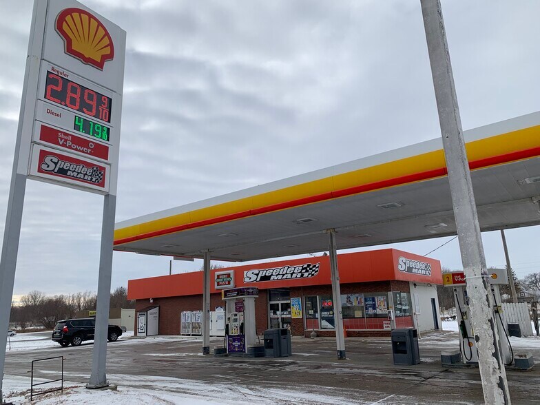 904 N Walnut St, Avoca, IA for sale - Building Photo - Image 1 of 1