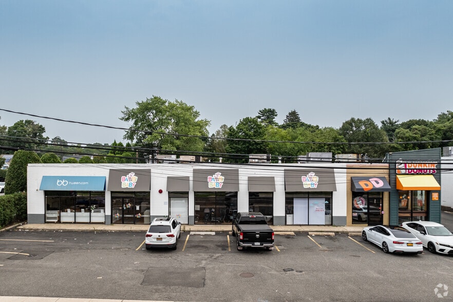 516 Walt Whitman Rd, Melville, NY for lease - Building Photo - Image 3 of 3