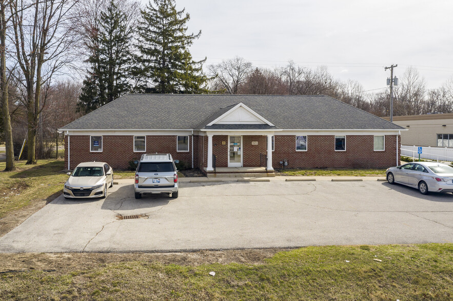 7470 Secor Rd, Lambertville, MI for sale - Building Photo - Image 1 of 7