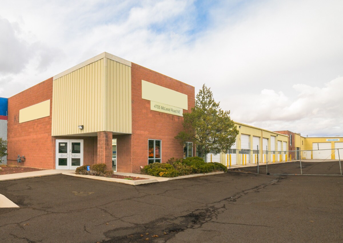 4705 McLeod Rd NE, Albuquerque, NM 87109