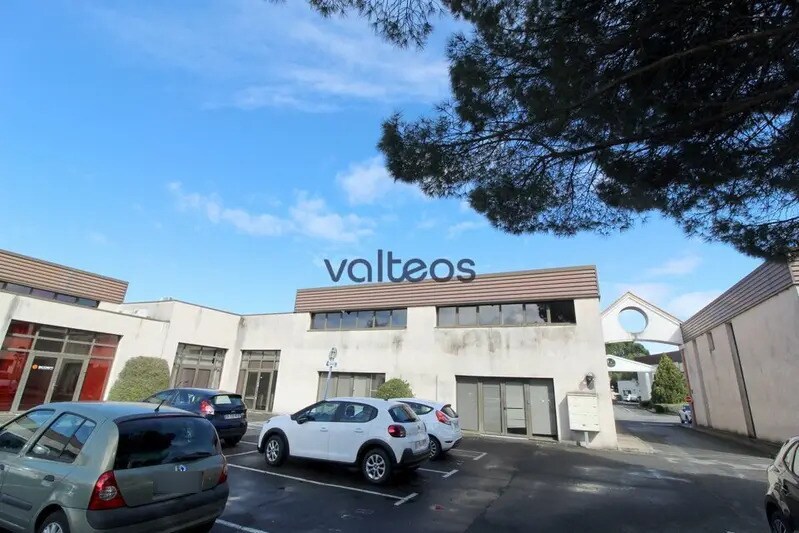 Office in Balma for lease - Building Photo - Image 2 of 8