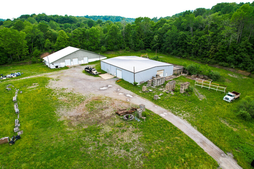 110 Block Ln, Chicora, PA for sale - Building Photo - Image 2 of 32