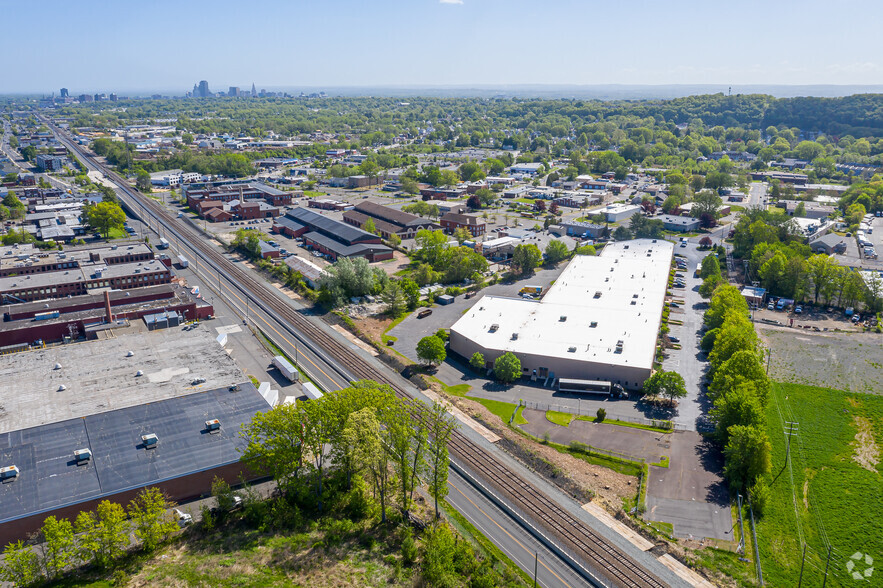 141 South St, West Hartford, CT for lease - Aerial - Image 2 of 4