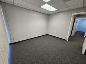 105 N Rose St, Escondido, CA for lease Interior Photo- Image 2 of 4