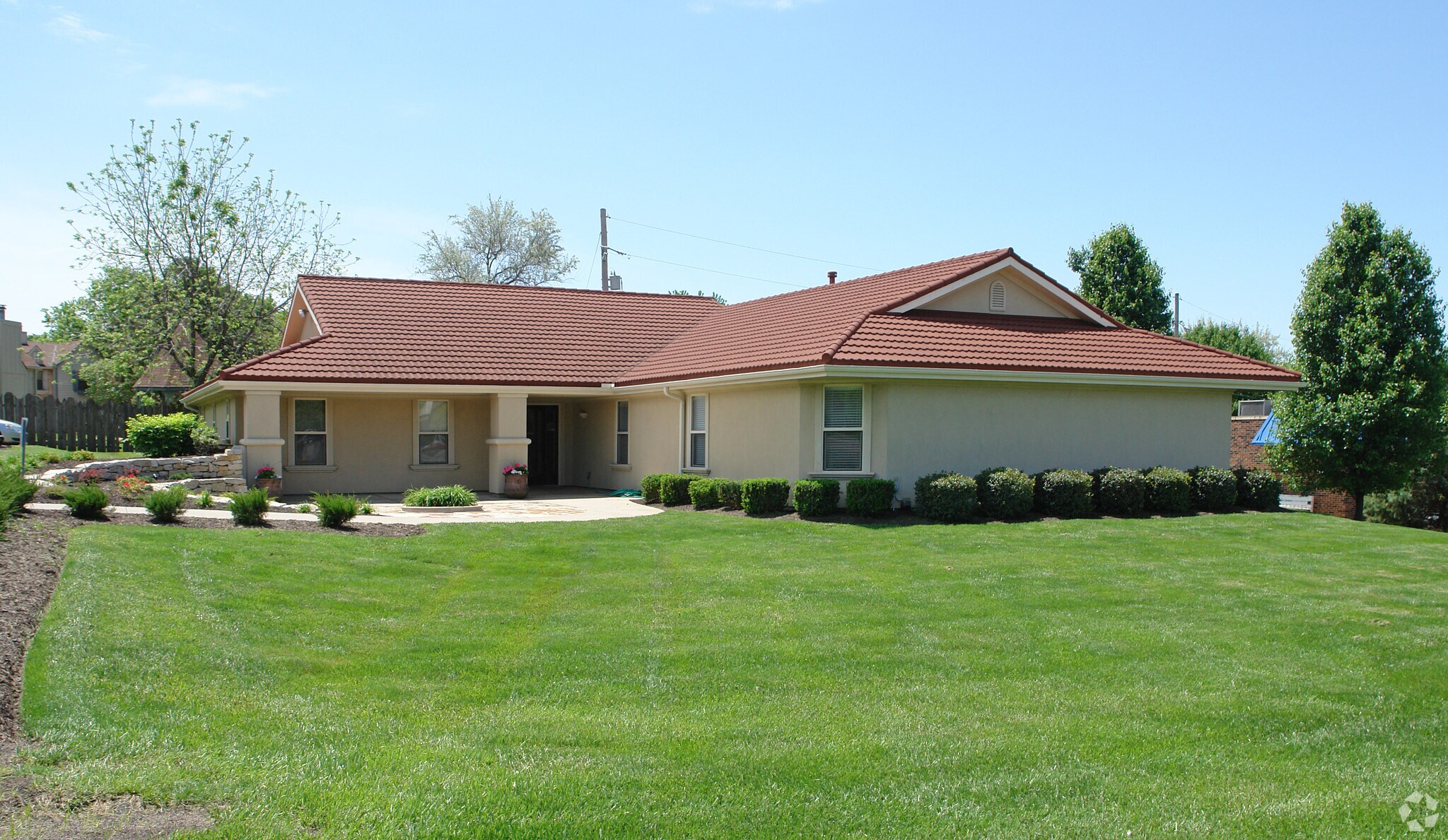 3017 W 6th St, Lawrence, KS for sale Primary Photo- Image 1 of 1