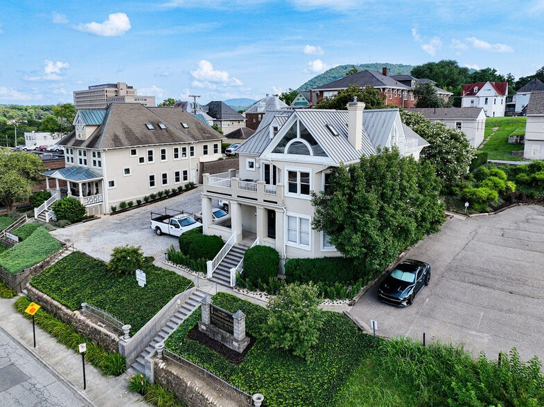 120 Day Ave SW, Roanoke, VA for lease - Building Photo - Image 2 of 5