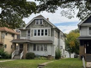 2760 N 51st St, Milwaukee, WI for sale - Primary Photo - Image 1 of 1