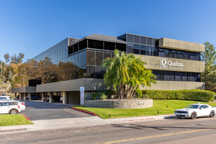 Qualitas Building - Commercial Real Estate