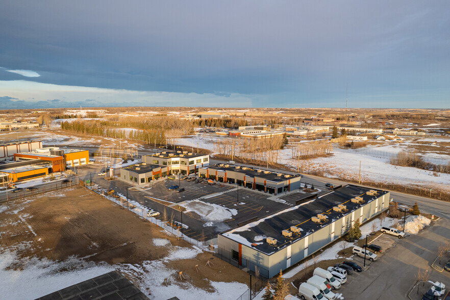 2 Royal Vista Link NW, Calgary, AB for lease - Aerial - Image 3 of 5