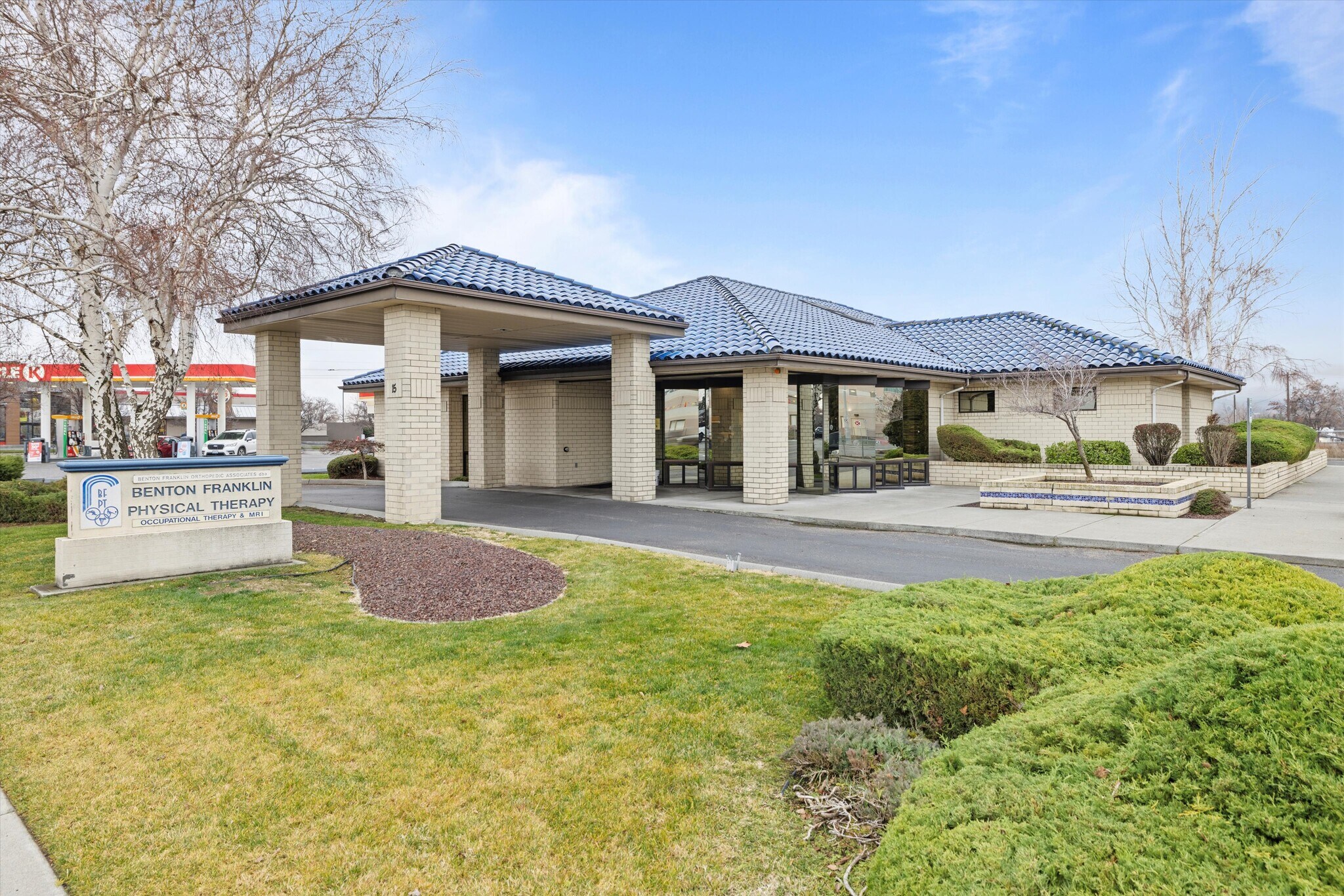 15 W 10th Ave, Kennewick, WA for sale Building Photo- Image 1 of 1