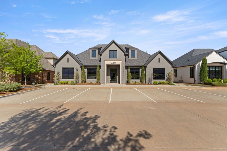 16362 Muirfield Place, Edmond, OK for sale - Building Photo - Image 1 of 37