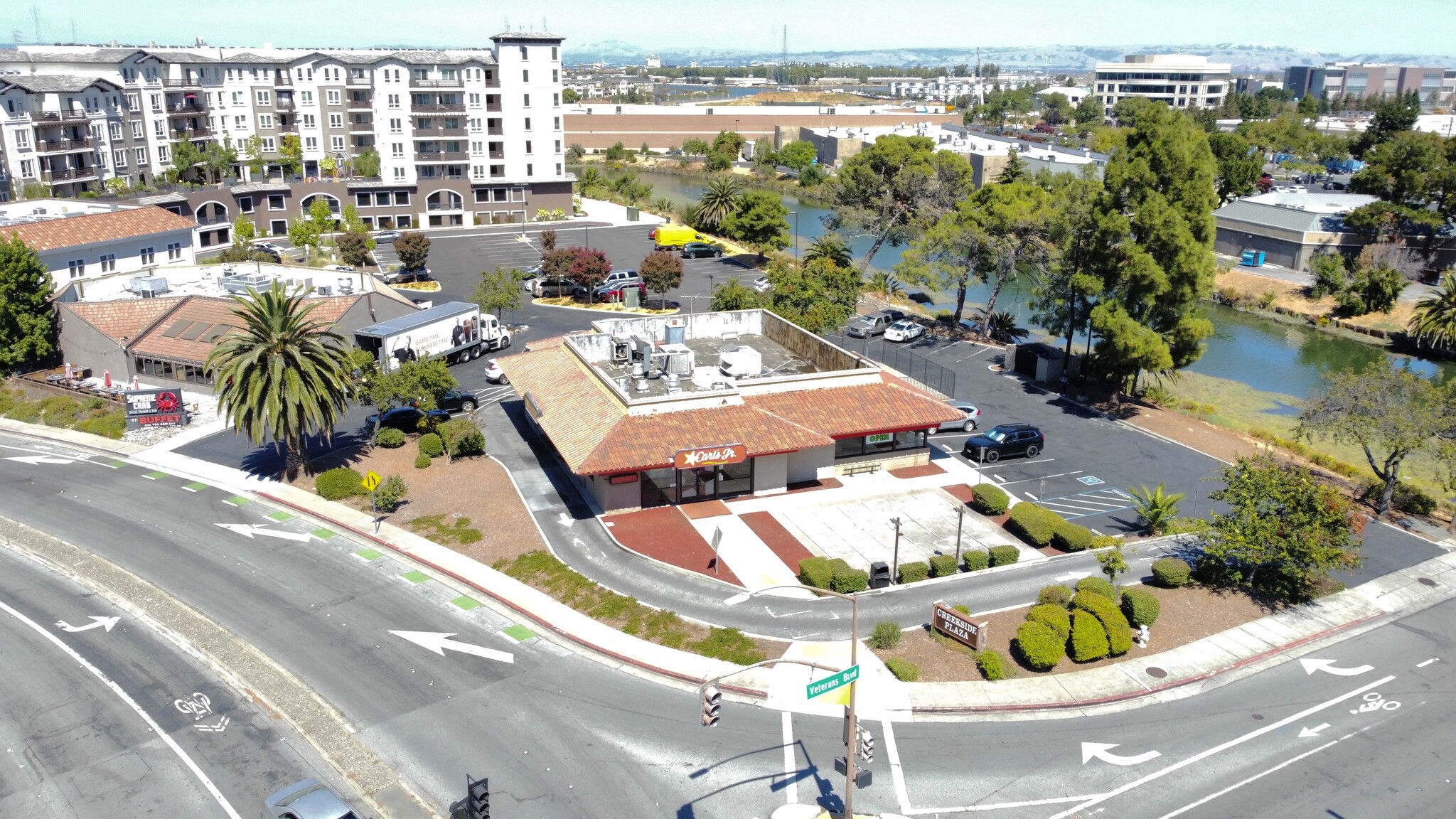 1001 Veterans Blvd, Redwood City, CA for lease Building Photo- Image 1 of 5