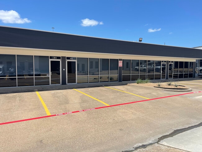 More details for 15330 Lyndon B Johnson Fwy, Mesquite, TX - Office, Flex for Lease