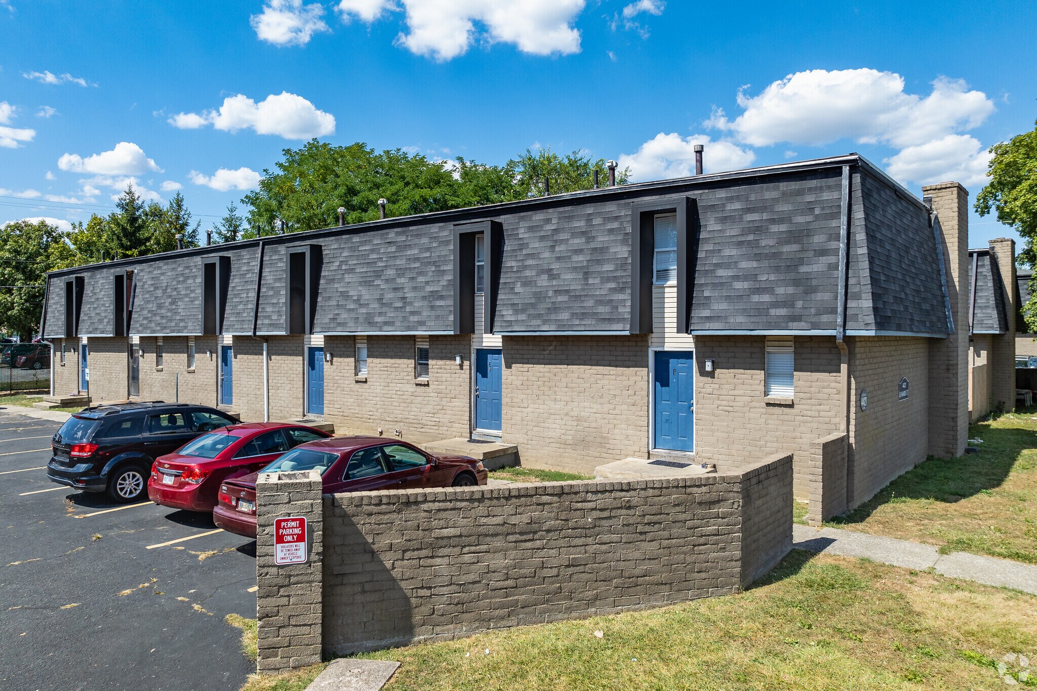 4370 Le Marie Ct, Columbus, OH for sale Primary Photo- Image 1 of 1