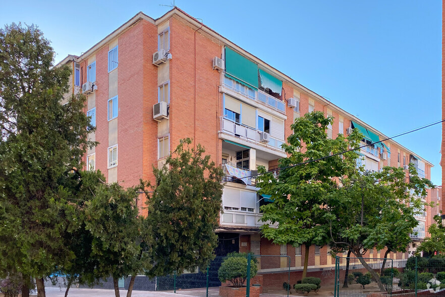 Calle Alfonso X El Sabio, 22, Parla, Madrid for sale - Primary Photo - Image 1 of 2