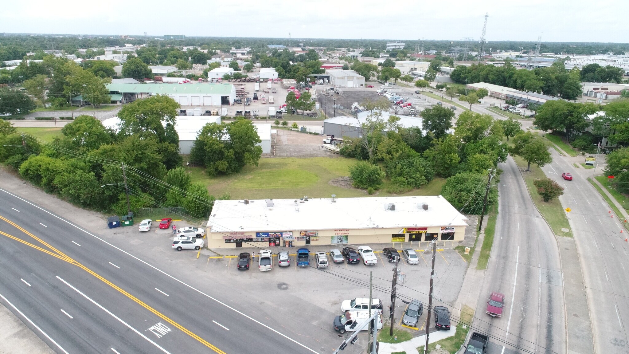 11204 Hempstead Rd, Houston, TX for lease Aerial- Image 1 of 2