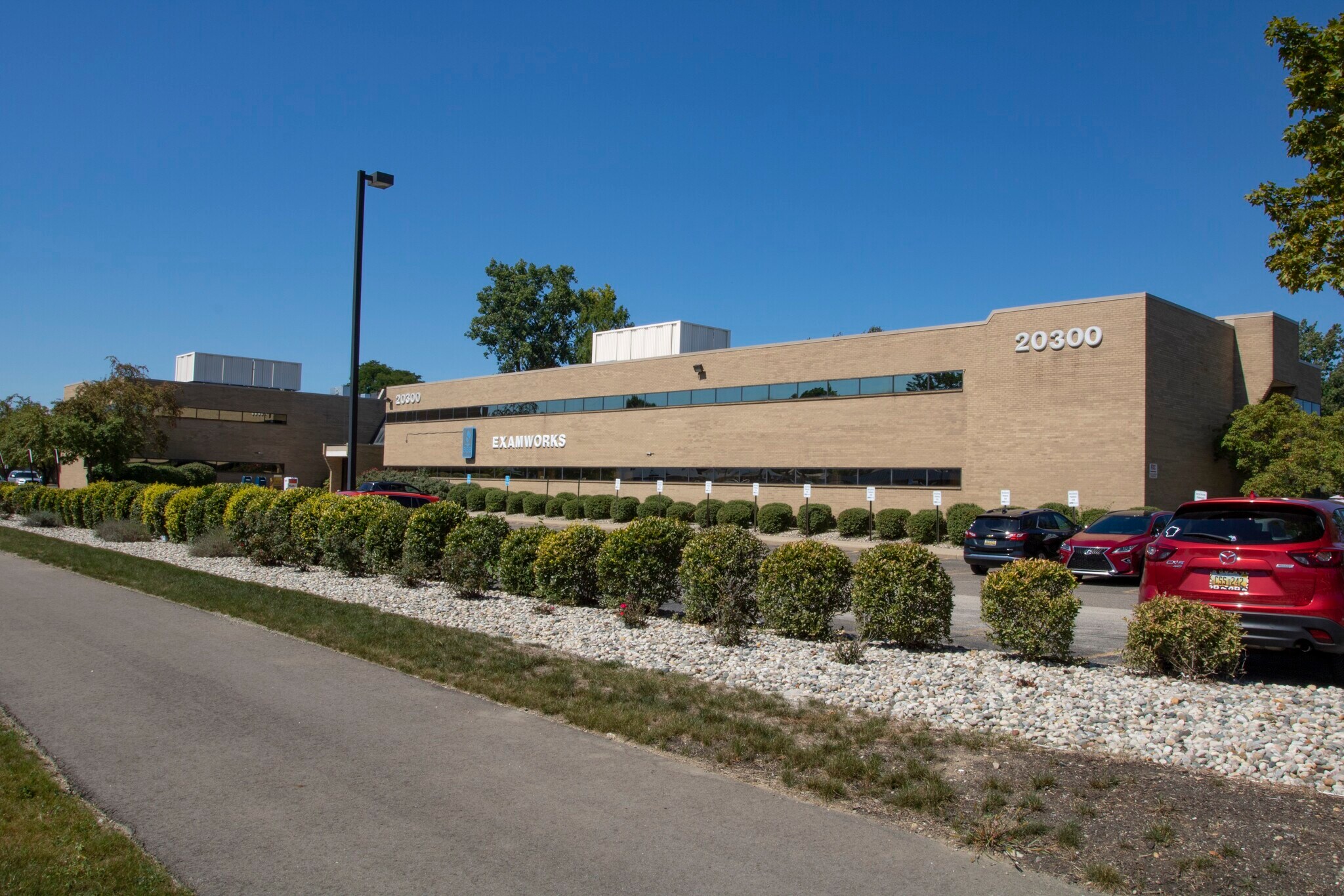 20300 W 12 Mile Rd, Southfield, MI for sale Building Photo- Image 1 of 1