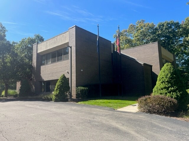 420 Commonwealth Dr, Warrendale, PA for lease - Building Photo - Image 3 of 10