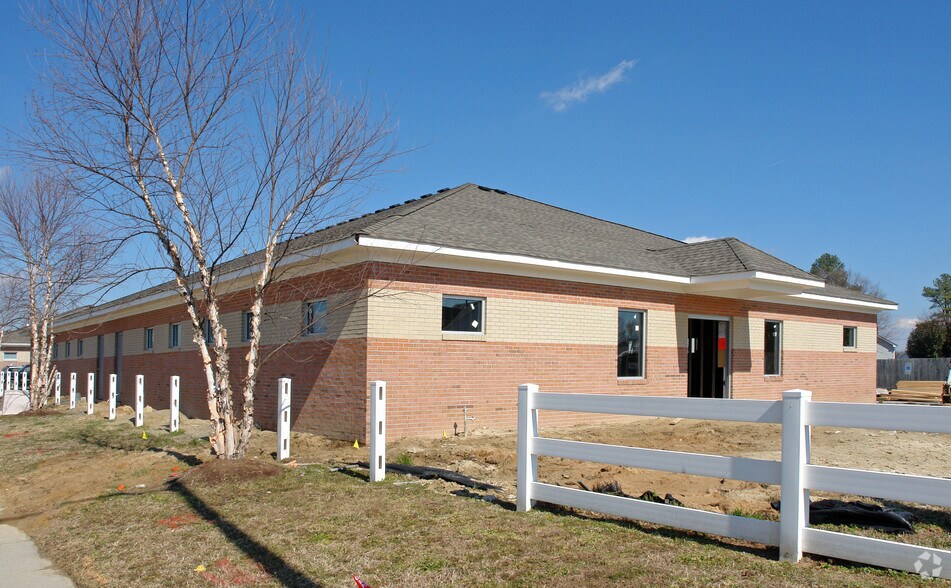 156 Way, Suffolk, VA 23434 Office for Lease