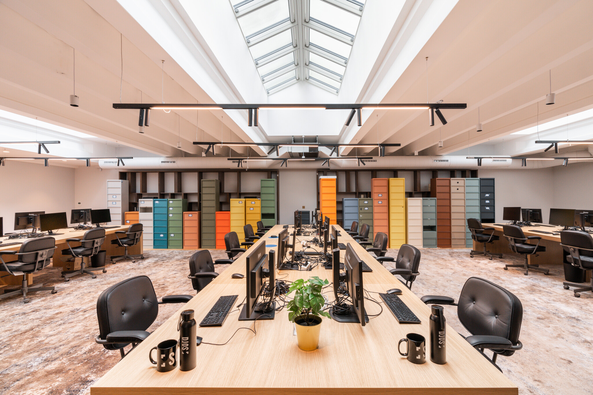 70 Rue Cortambert, Paris for lease Interior Photo- Image 1 of 64