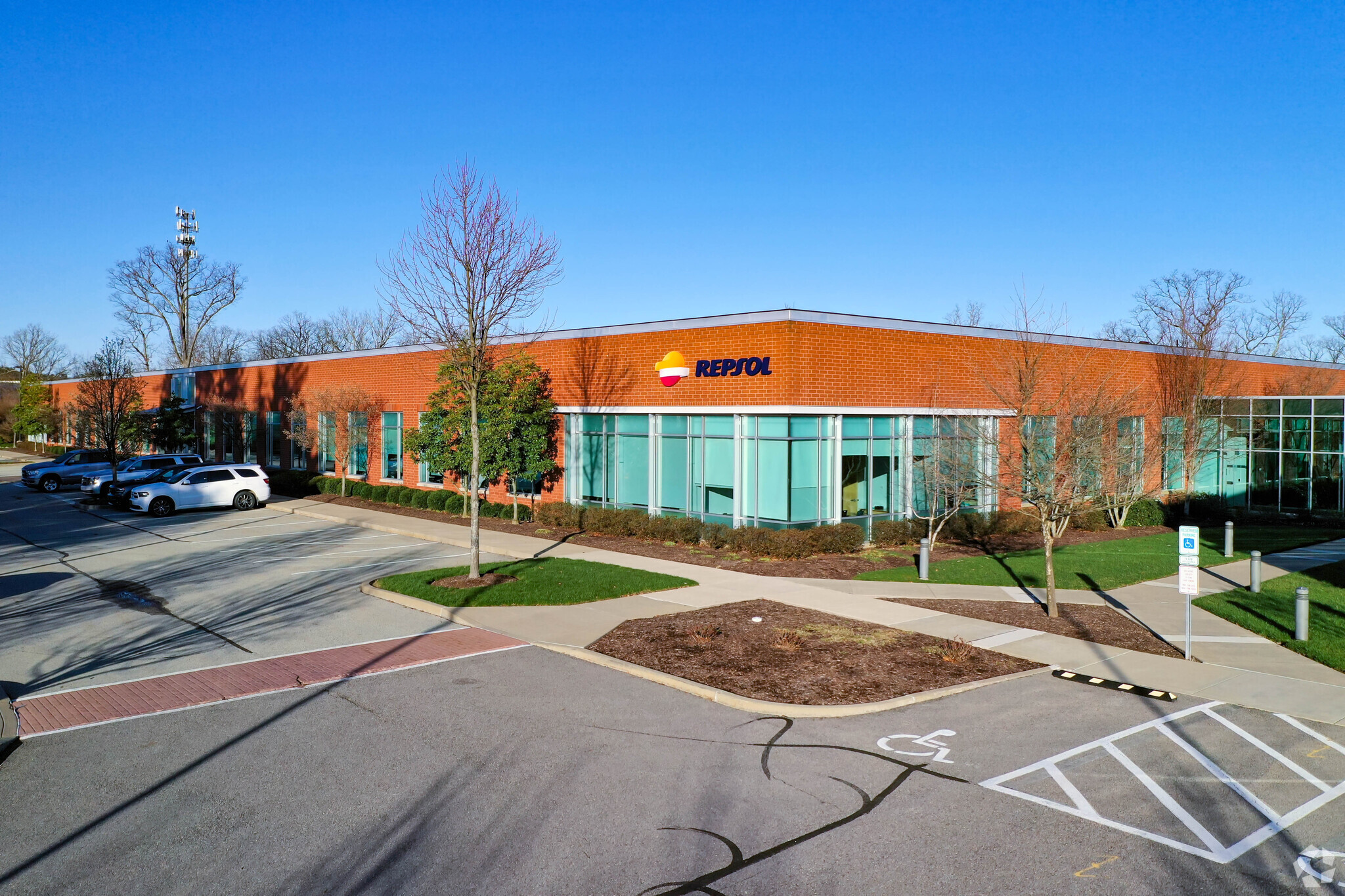 50 Pennwood Pl, Warrendale, PA for lease Building Photo- Image 1 of 12