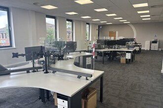 2 Stinsford Rd, Poole for lease Interior Photo- Image 2 of 7