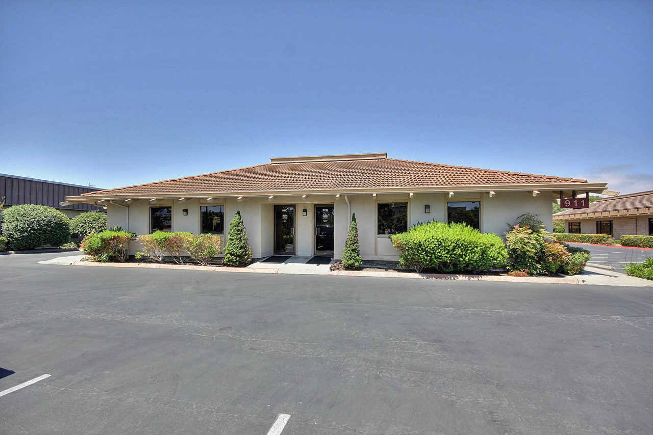 945 Blanco Cir, Salinas, Ca 93901 - Office For Lease 