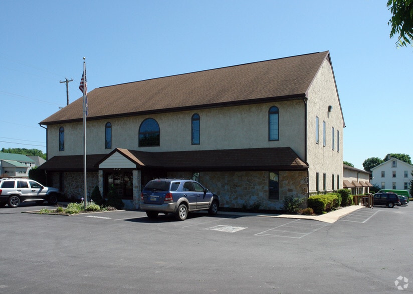 101125 Willow St, Toughkenamon, PA 19374