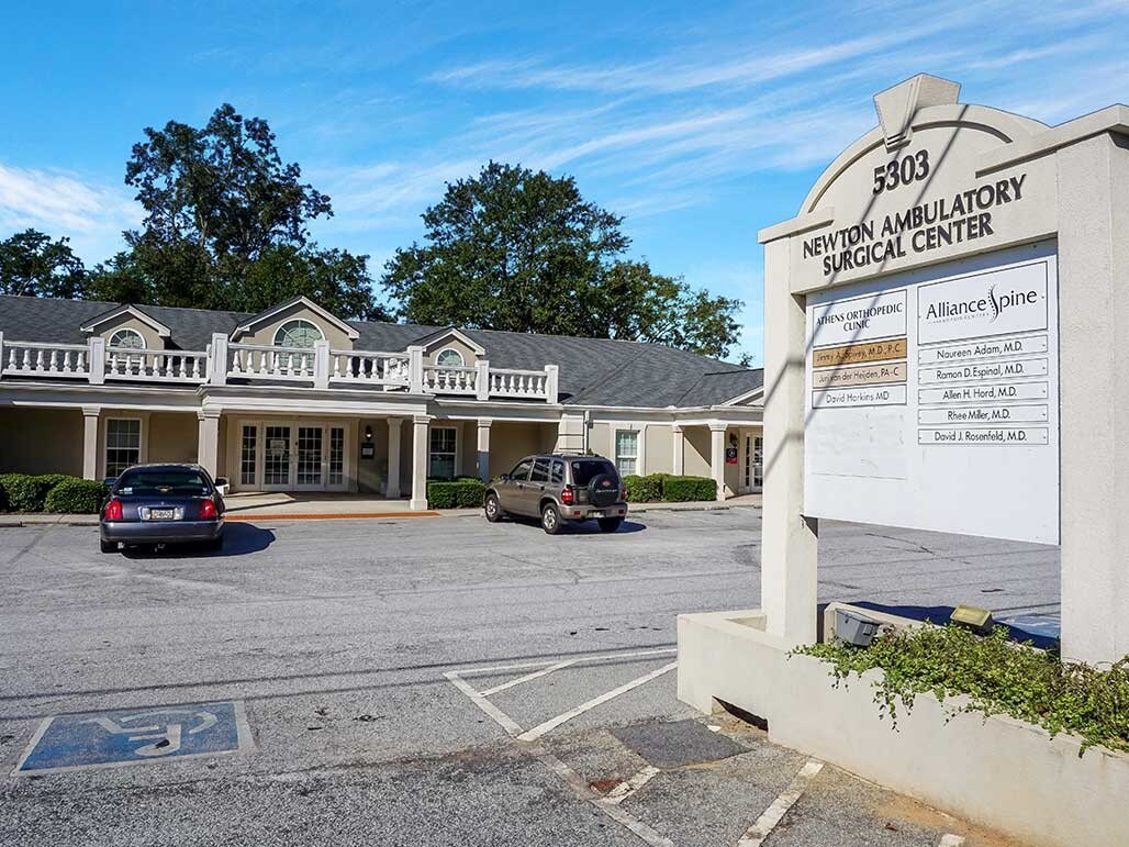 Office in Covington, GA for sale Primary Photo- Image 1 of 1