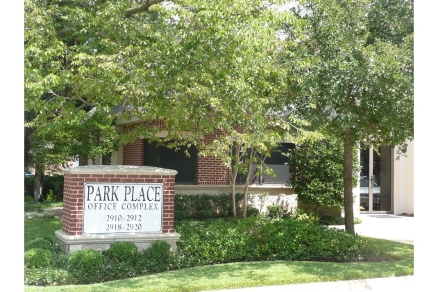 2912 W Park Row, Arlington, TX for lease - Building Photo - Image 2 of 9