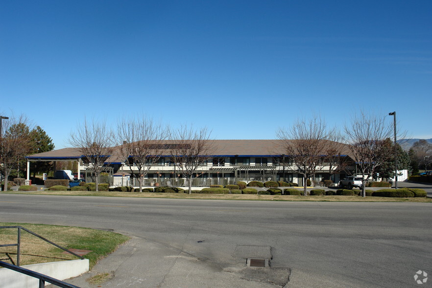 2660 Airport Way, Boise, ID for sale - Primary Photo - Image 1 of 1