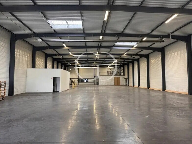 Flex in Meyzieu for sale - Interior Photo - Image 3 of 6